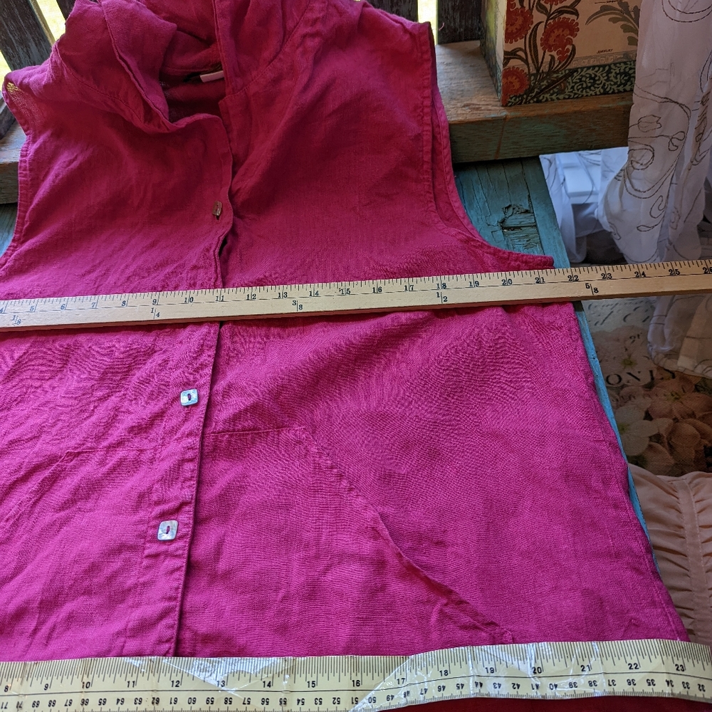 Basement Hoodie linen top - Picture 9 of 10